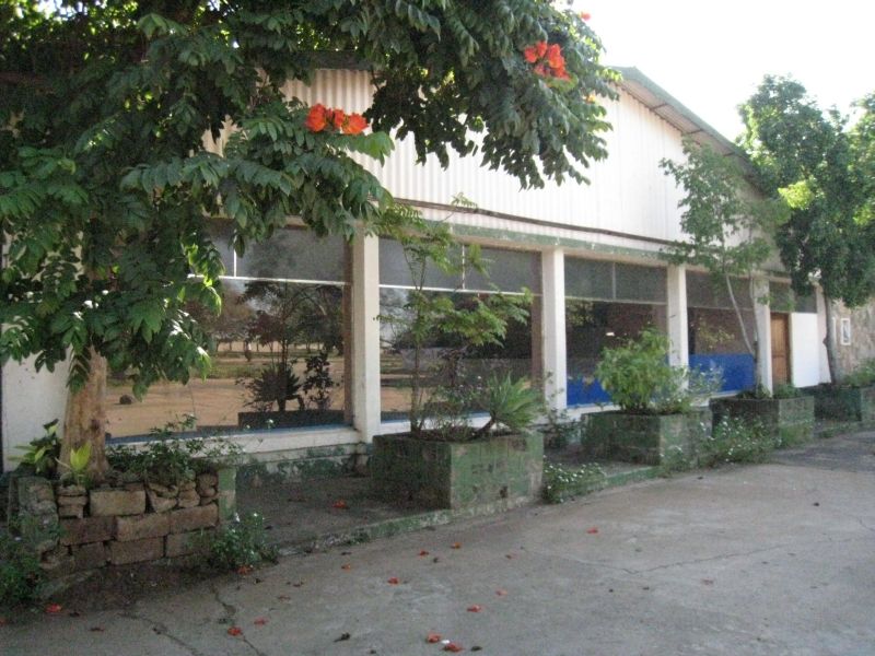 001 Exterior