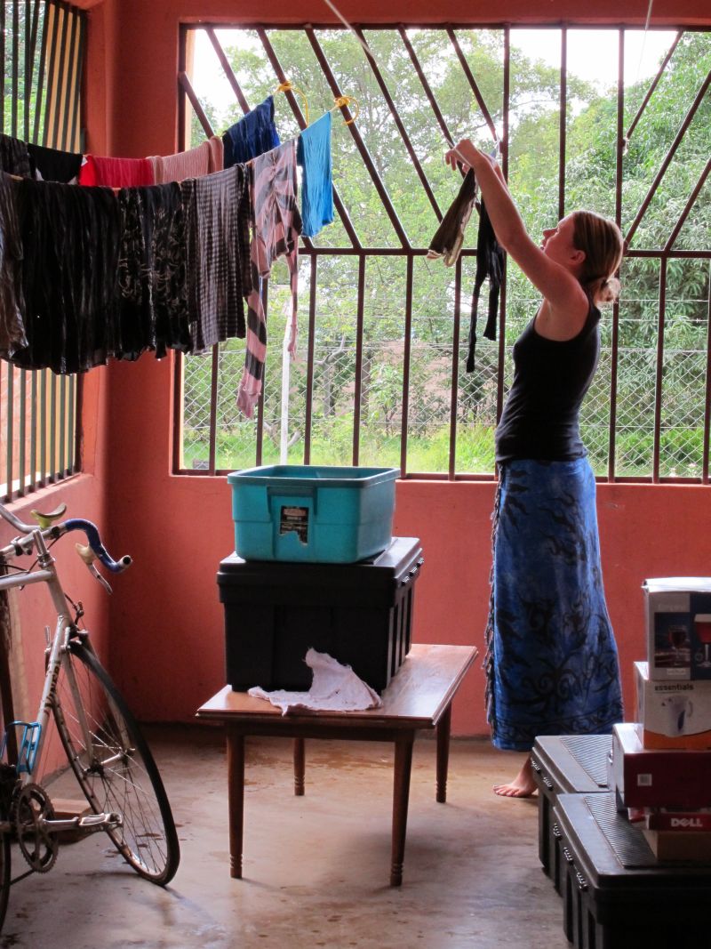 Kelly hanging laundry